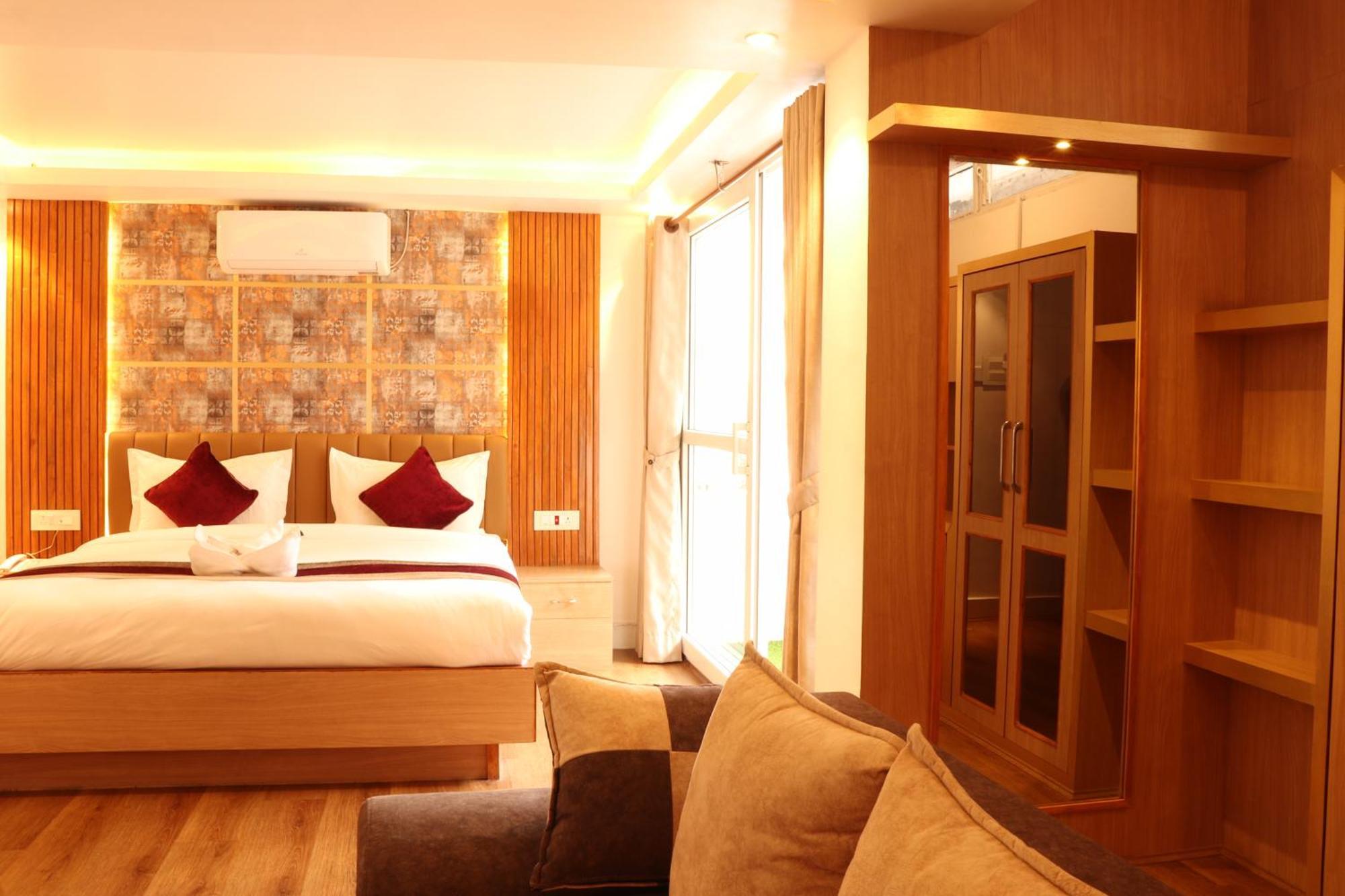 Hotel Elegant Kathmandu Inn Extérieur photo