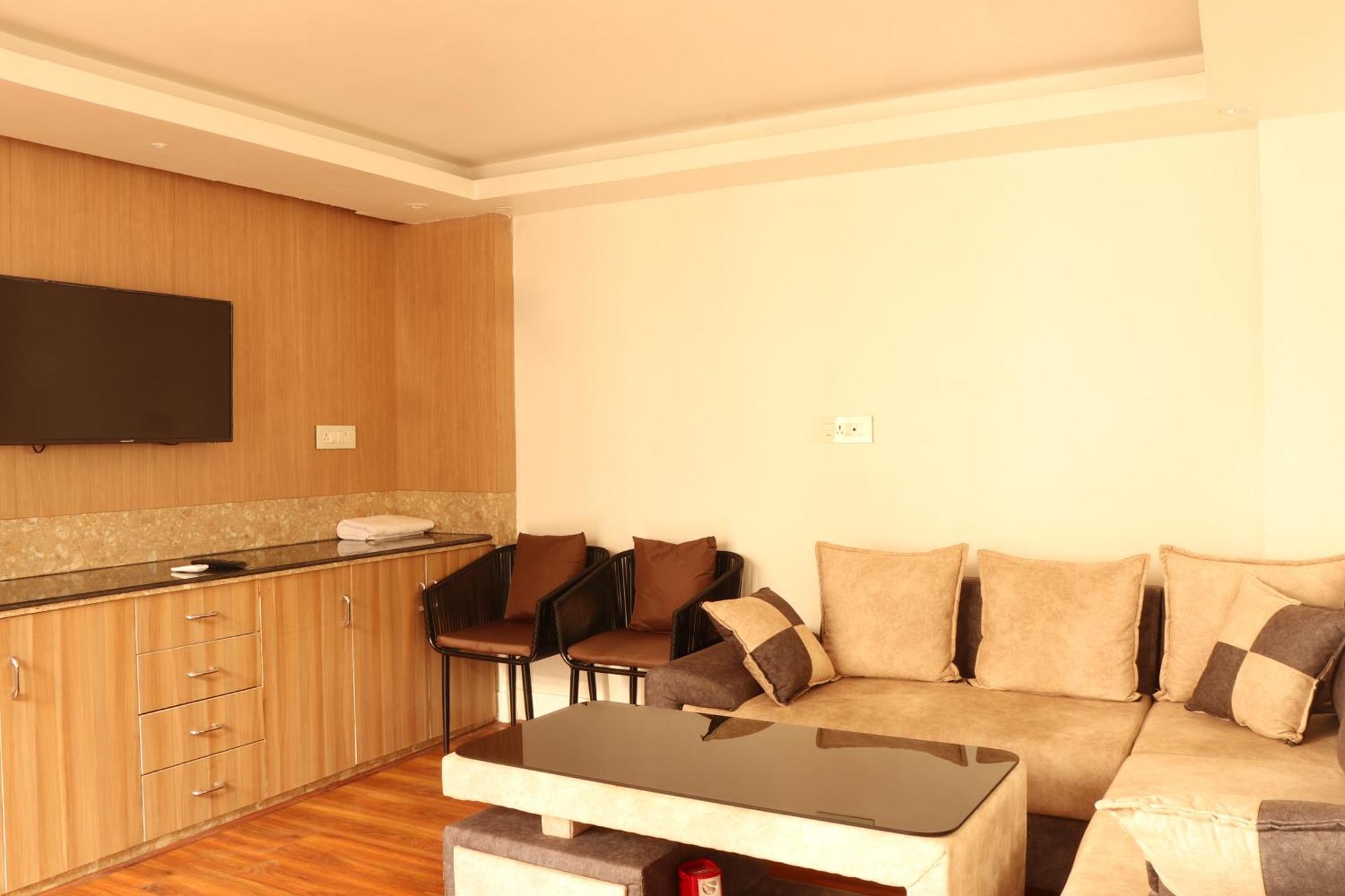 Hotel Elegant Kathmandu Inn Extérieur photo