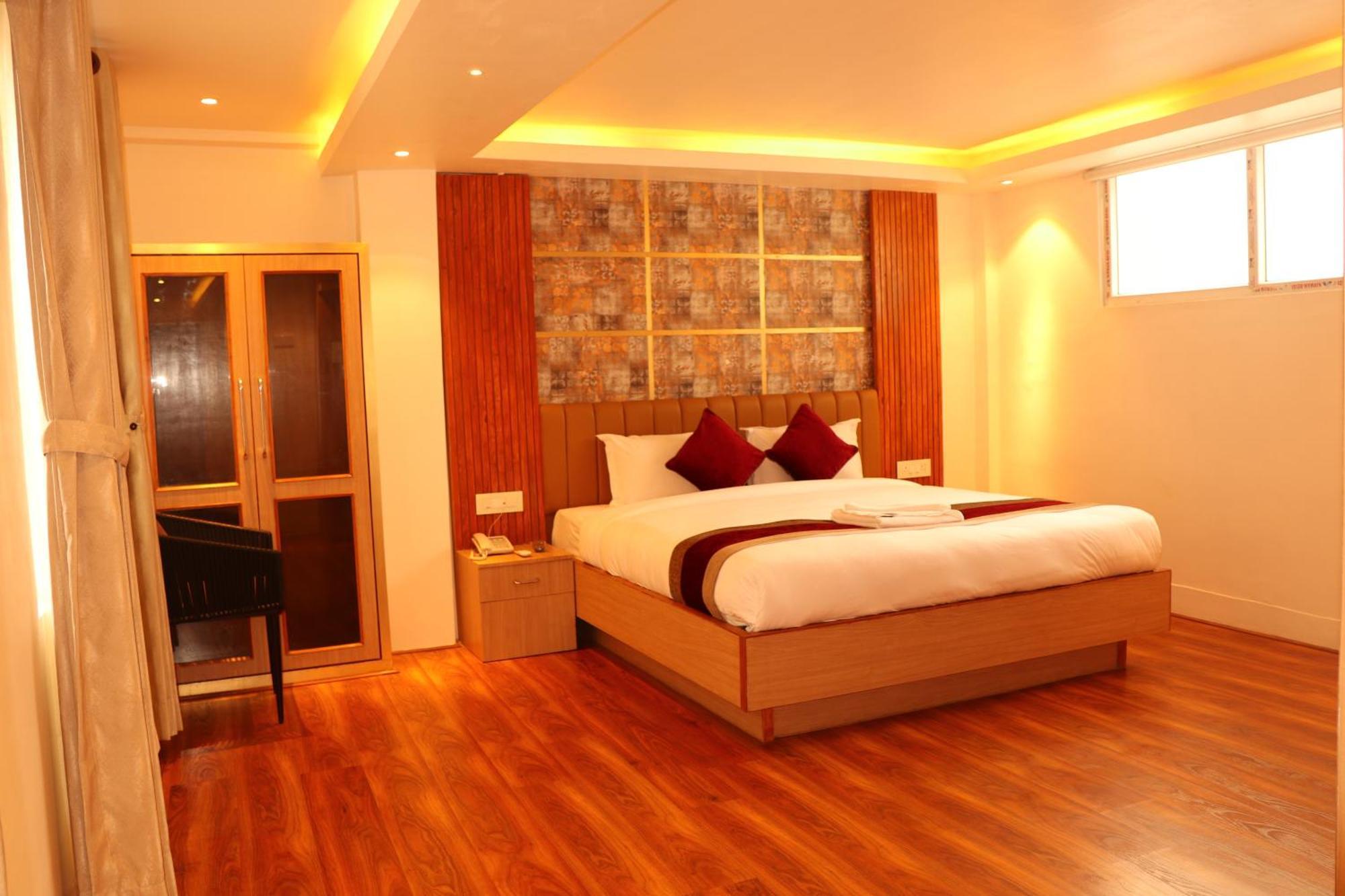 Hotel Elegant Kathmandu Inn Extérieur photo