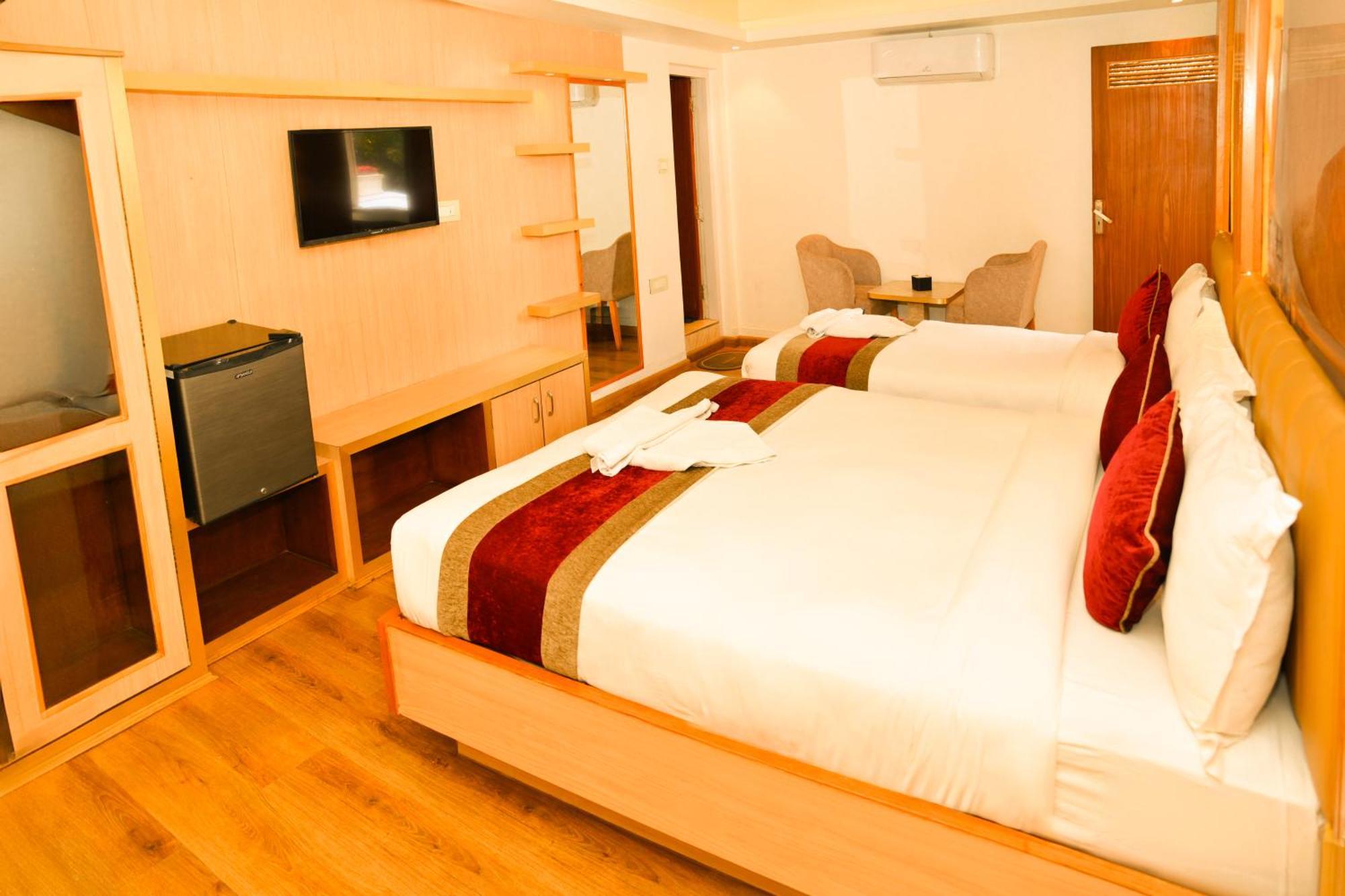 Hotel Elegant Kathmandu Inn Extérieur photo
