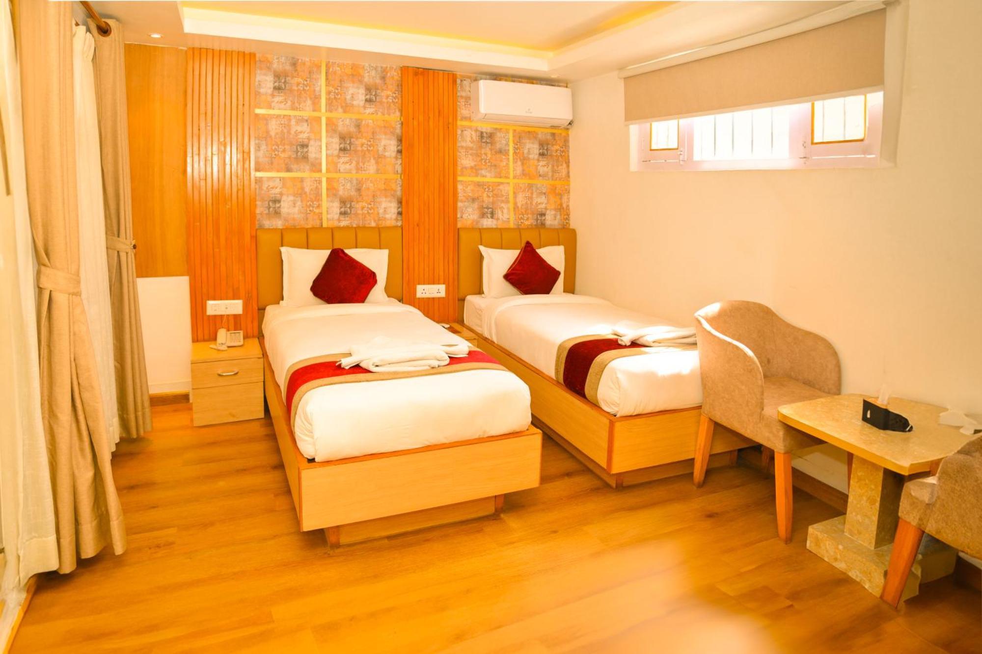 Hotel Elegant Kathmandu Inn Extérieur photo