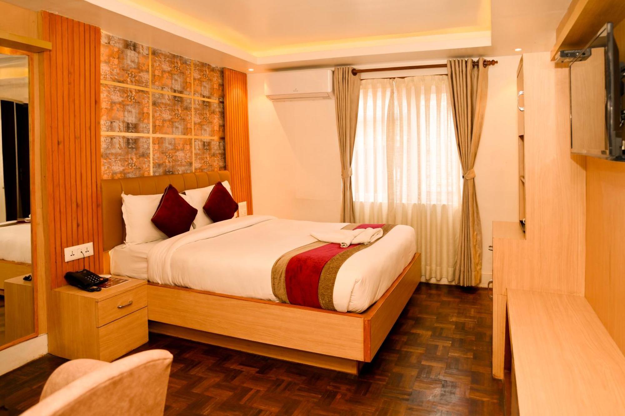 Hotel Elegant Kathmandu Inn Extérieur photo