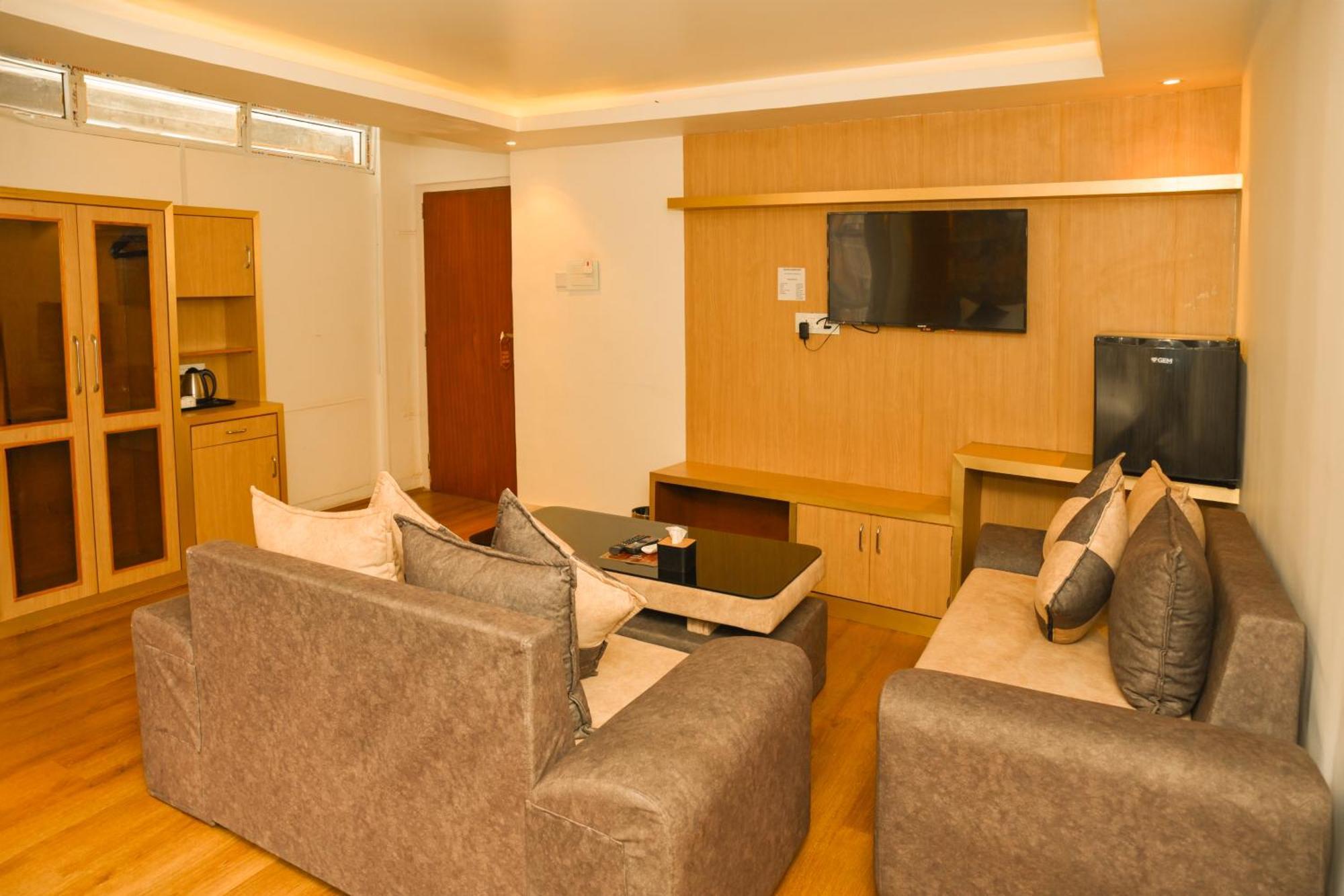 Hotel Elegant Kathmandu Inn Extérieur photo