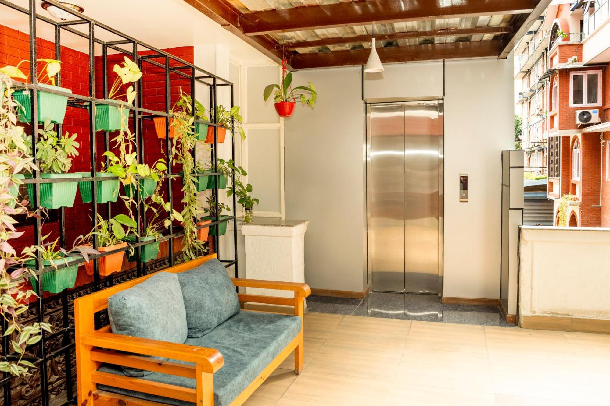 Hotel Elegant Kathmandu Inn Extérieur photo